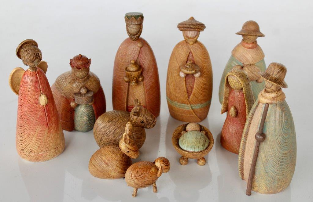 Set Of 11 Nativity Scene Wood Finish